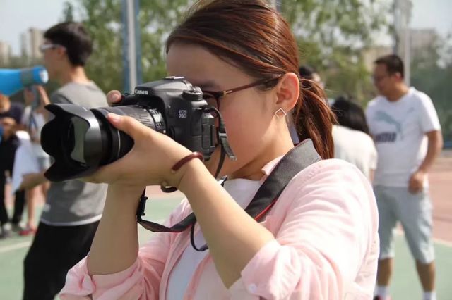 丁紅艷-乾港網絡總經理 丁紅艷-乾港網絡總經理