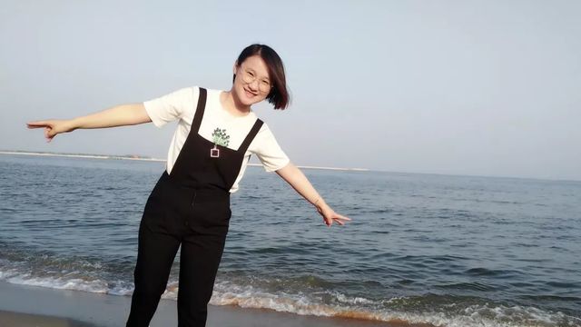 丁紅艷-乾港網絡總經理 丁紅艷-乾港網絡總經理