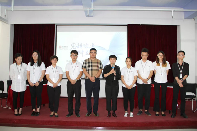 乾港集團“文化杯”辯論大賽 乾港集團“文化杯”辯論大賽